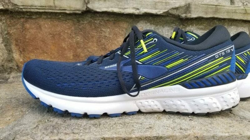 Brooks Adrenaline GTS 19 Seitenansicht